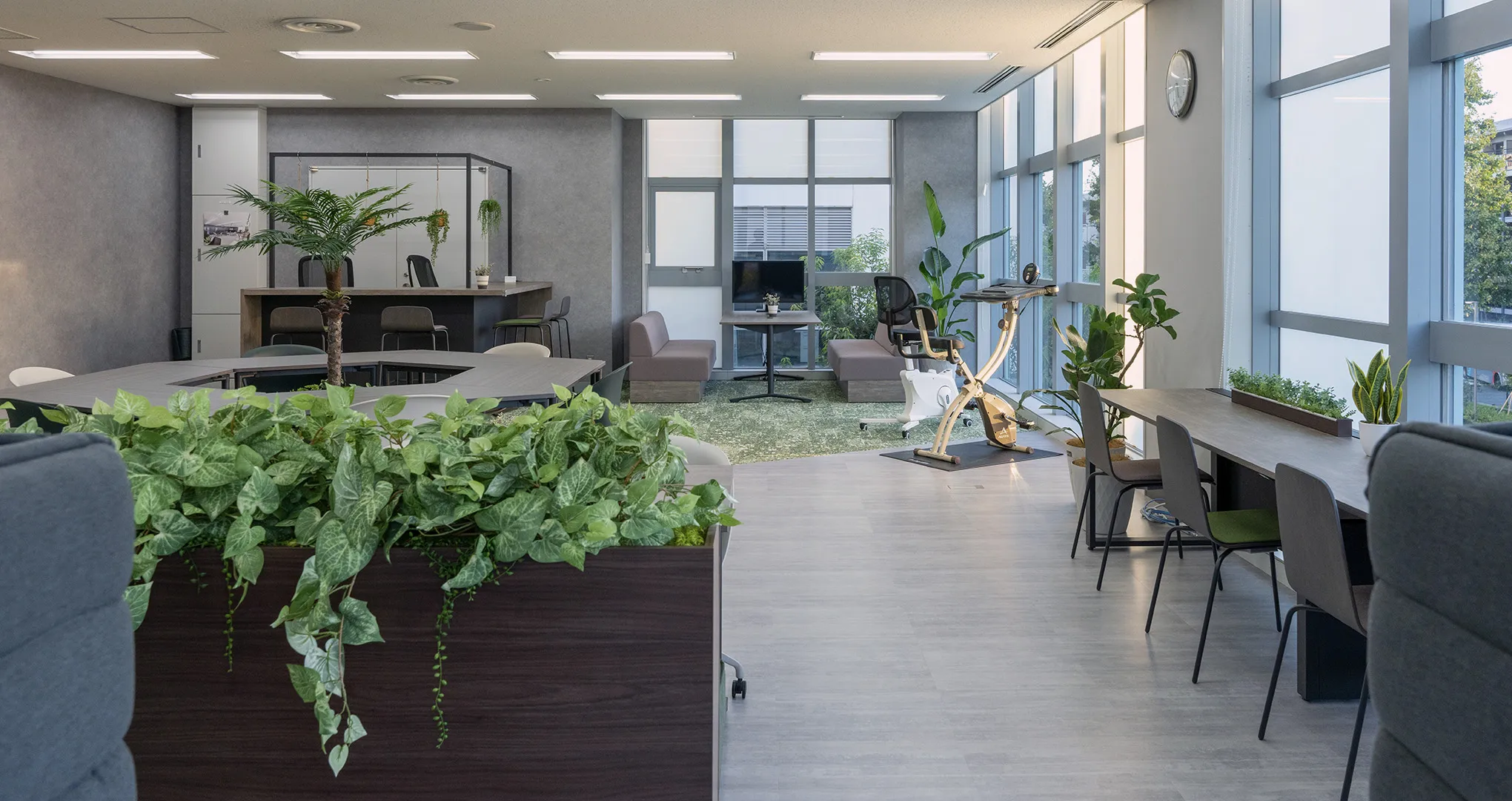 事例:亜細亜大学 メディアセンター 様