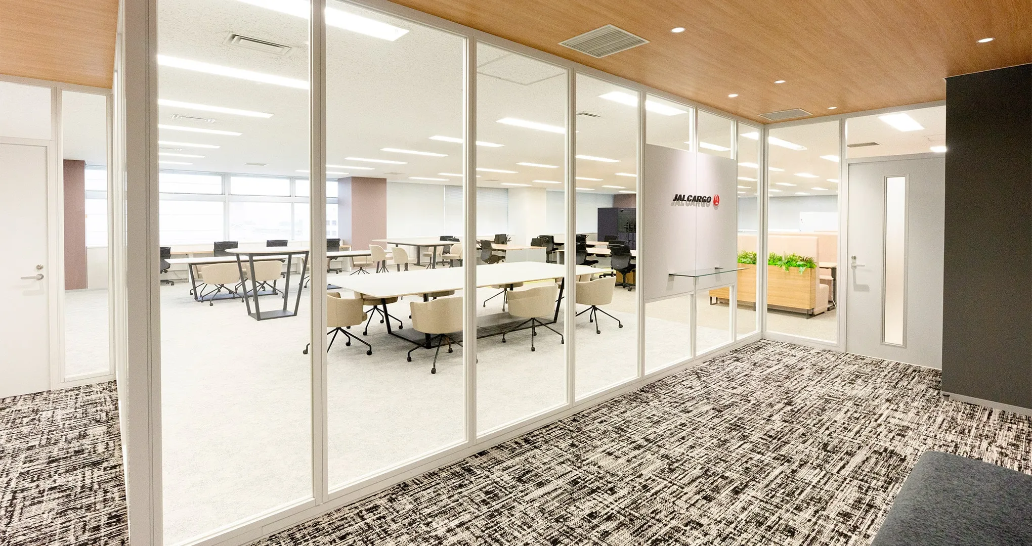 事例:株式会社JALカーゴサービス 様